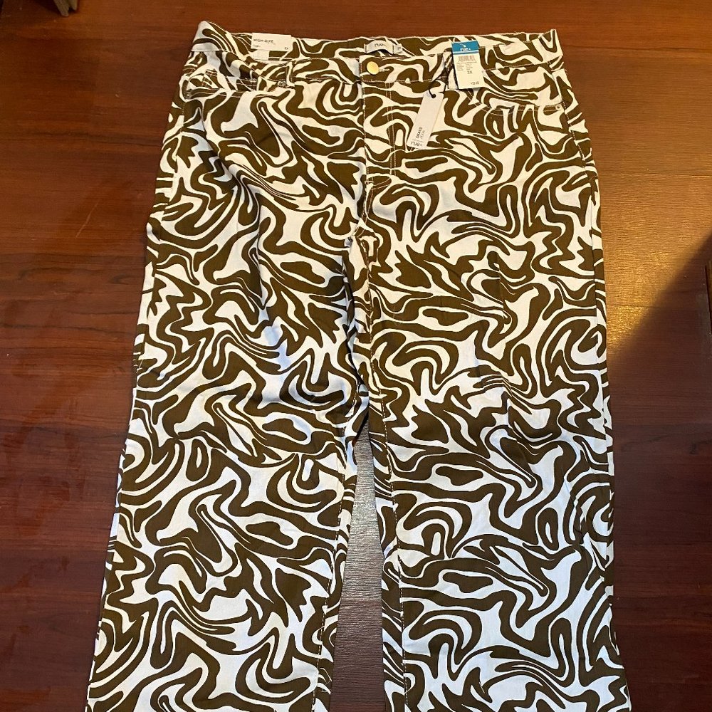 RUE21+ WOMEN'S HIGH RISE BROWN & WHITE DESIGN JEANS SIZE 2X.NWT